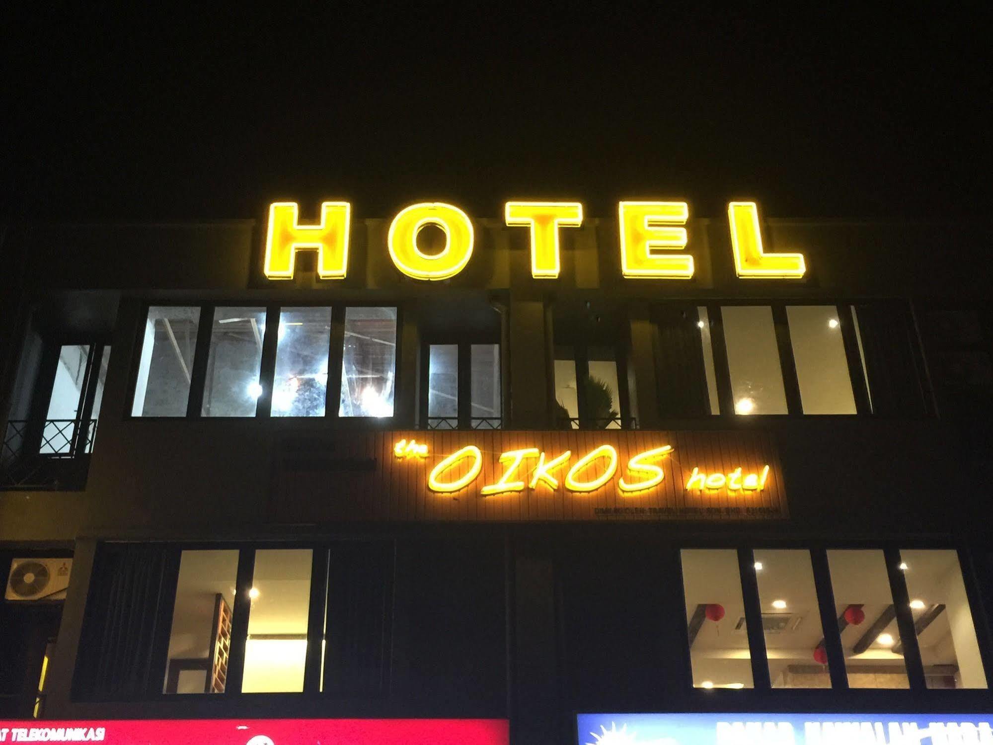 The Oikos Hotel Pontian Kecil Buitenkant foto